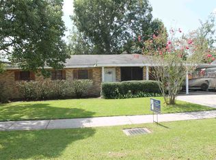 209 Bellaire Dr, Houma, LA 70360