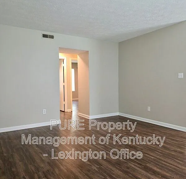 3793 Camelot Dr #A — Photo 3