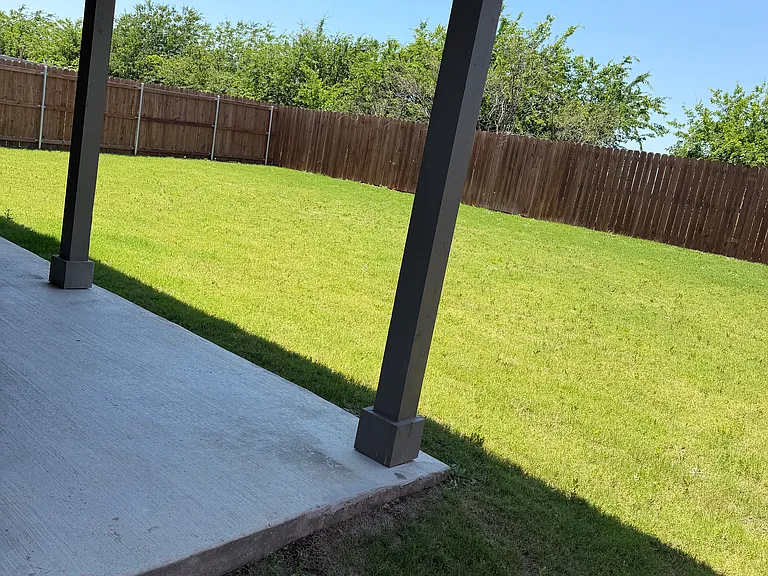 16413 Severn Ln — Photo 11