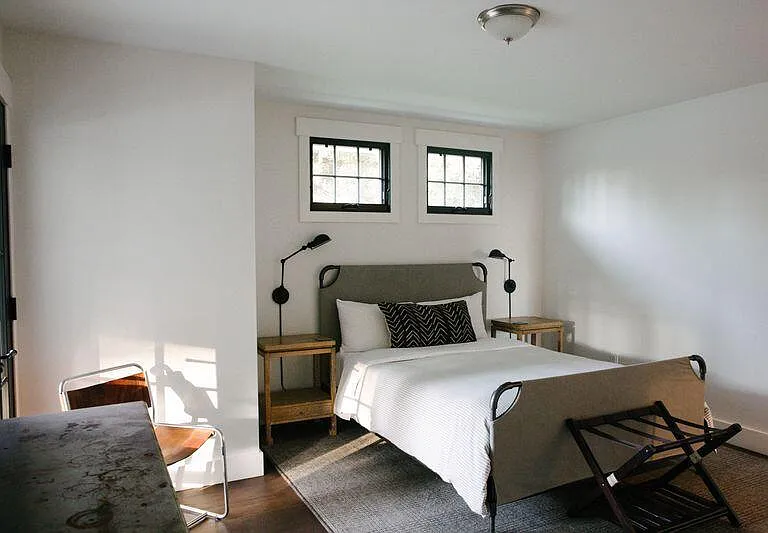4140 Marina Dr — Photo 23