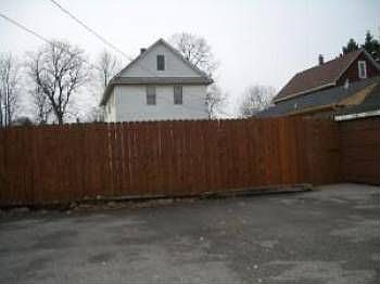 2nd image of 1107 Wadsworth Ave