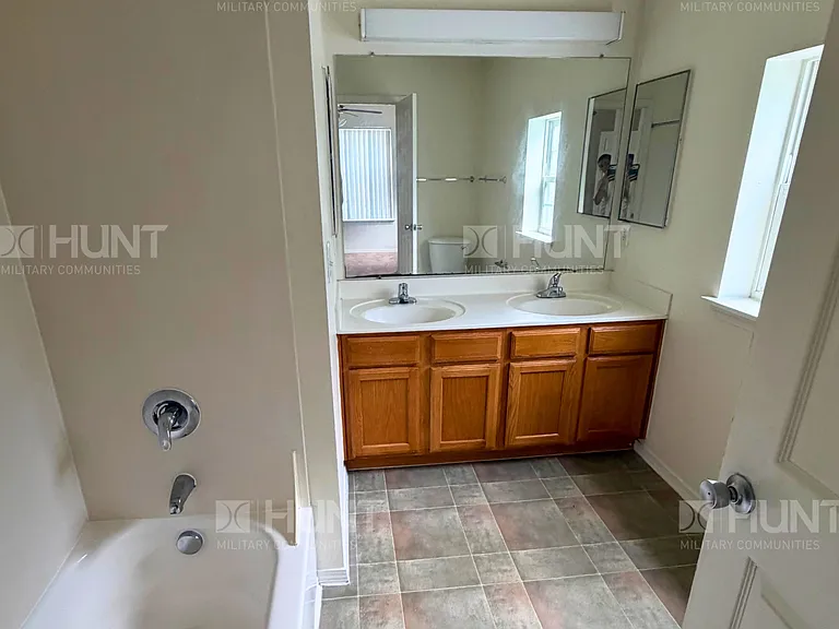141 Silver Eagle Way — Photo 11