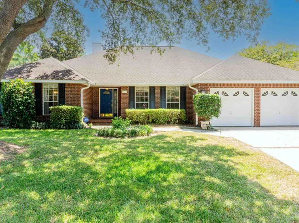 4020 Leesway Cir, Pensacola, FL 32504