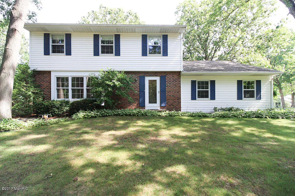 6379 Willow Brook Dr photo 1