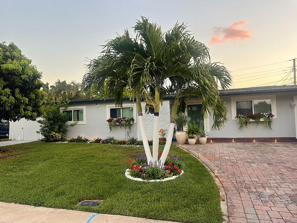 1st image of 3464 Tyringham Drive