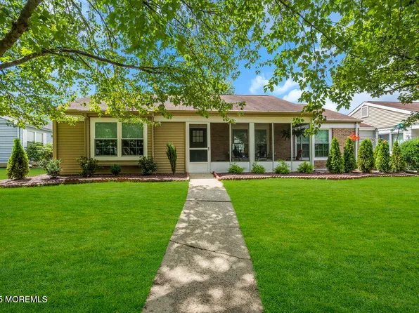 948A Liverpool Circle, Manchester, NJ 08759