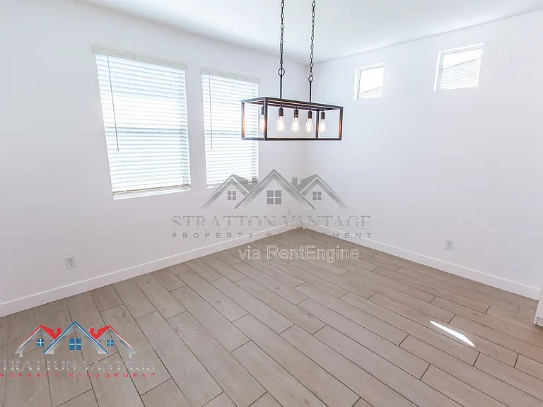 15075 W McKinley St — Photo 26