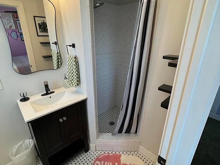 4711 E Fillmore St — Photo 12