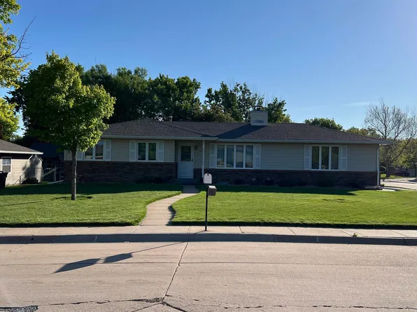 900 Richmond Ave, Hastings, NE 68901
