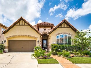 25 Silent Way Dr, Sugar Land, TX 77498