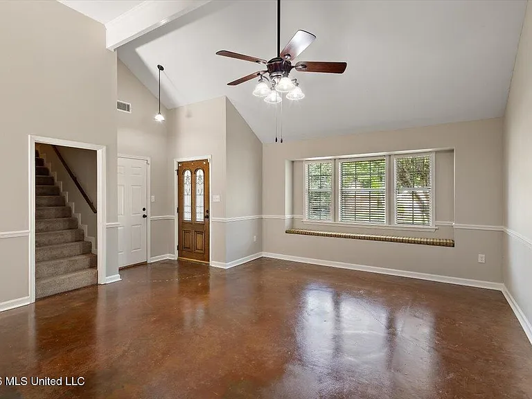 33 Peppermill Dr — Photo 7