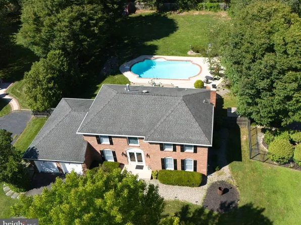 4 Stanford Pl, Princeton Junction, NJ 08550