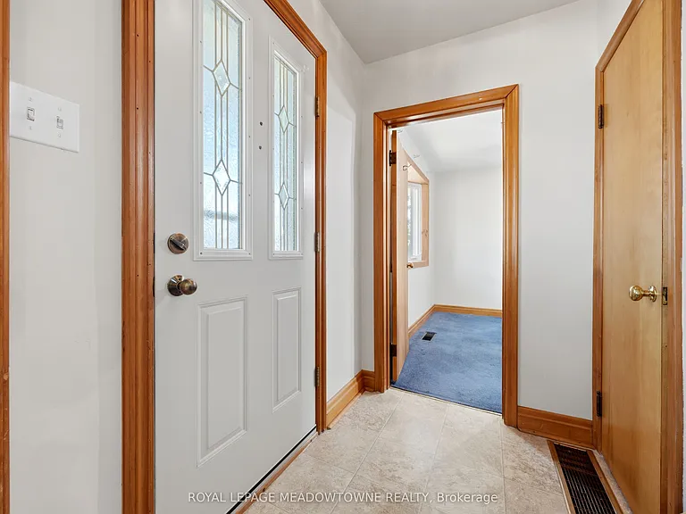 20 Delrex Blvd — Photo 8