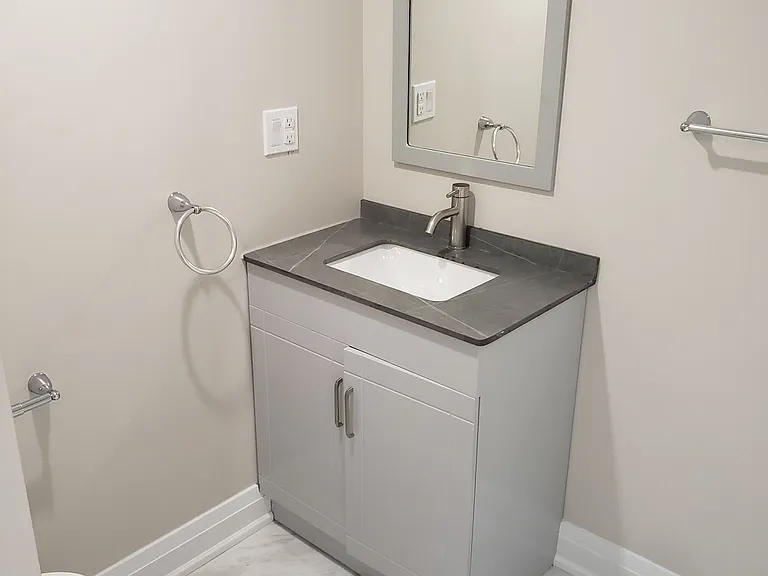 49 Edinburgh Rd #BASEMENT — Photo 11