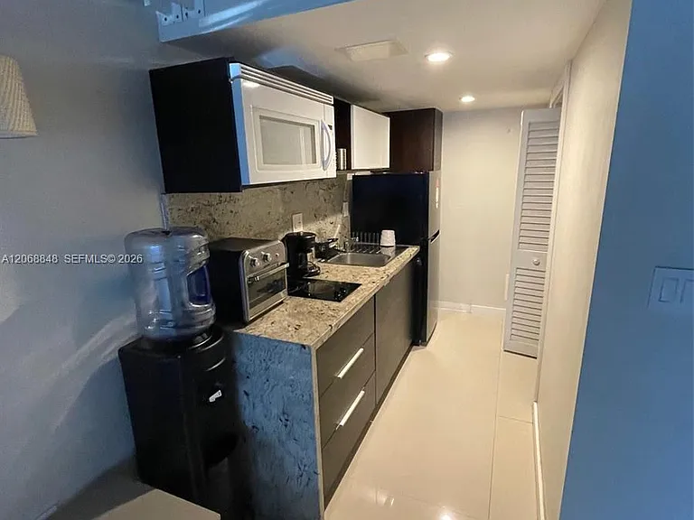7820 Carlyle Ave — Photo 21