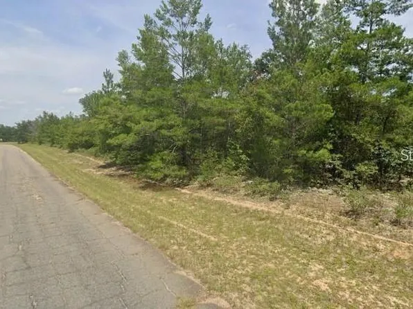 Colmart Dr #31-32, Chipley, FL 32428