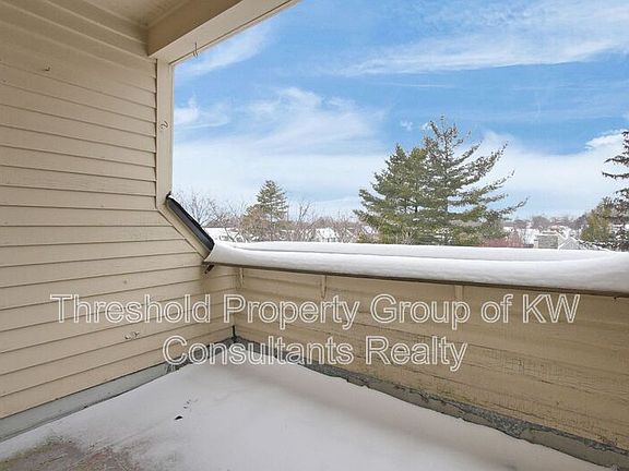 4th image of 2208 Arlington Ave APT 6