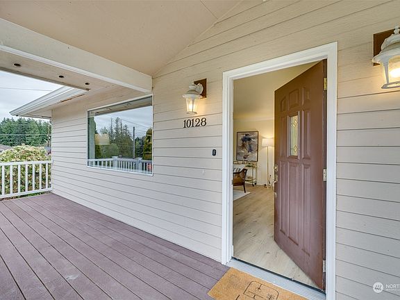 3rd image of 10128 32ND Street SE