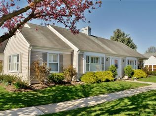 588 Troy Way #B, Monroe Township, NJ 08831