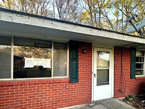 2nd image of 124 Cliff Mitchell Rd