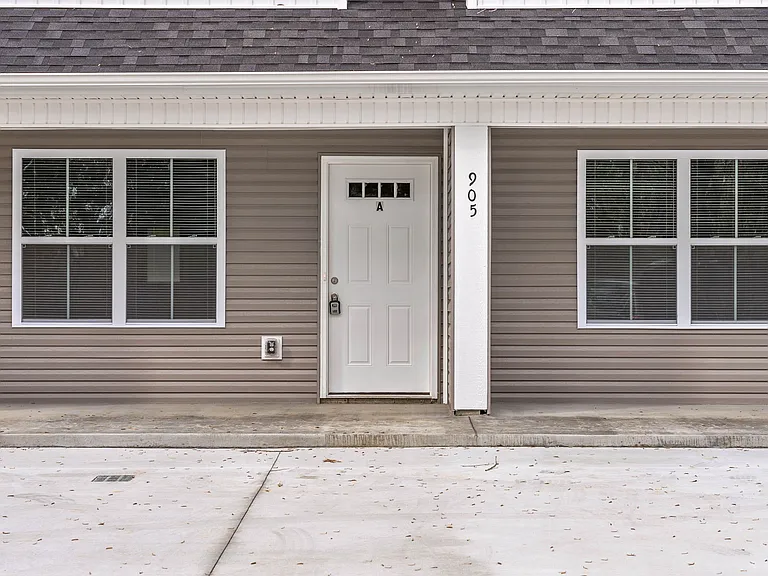 905 Center Rd #A — Photo 28