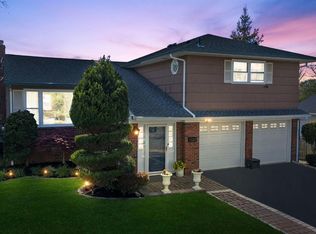 11 S Cliff Rd, Colonia, NJ 07067