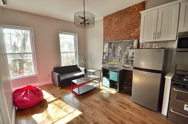Rented by Next Door Realty NYC | media 24