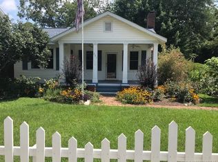 221 Broadfoot Ave, Fayetteville, NC 28305