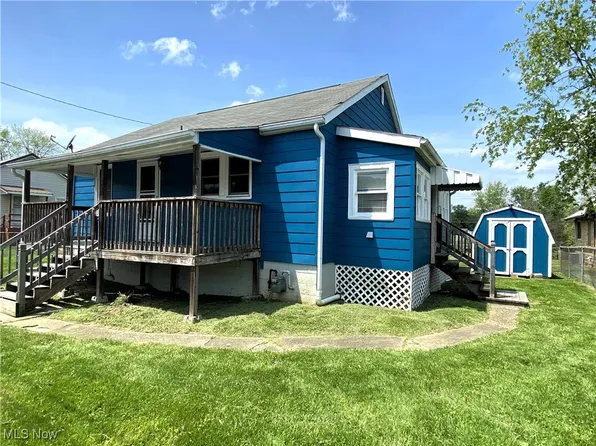 1309 1/2 Rayon Dr, Parkersburg, WV 26101