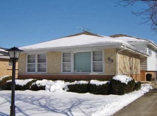 411 S Parkside Ave, Itasca, IL 60143