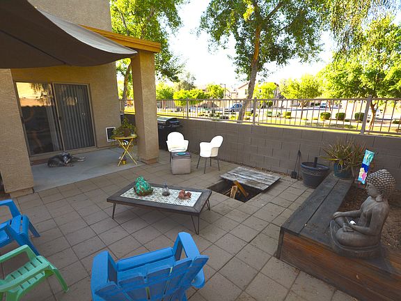 3rd image of 8185 W Palo Verde Ave