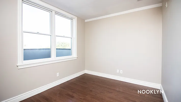 Rented by Nooklyn NYC LLC | media 9