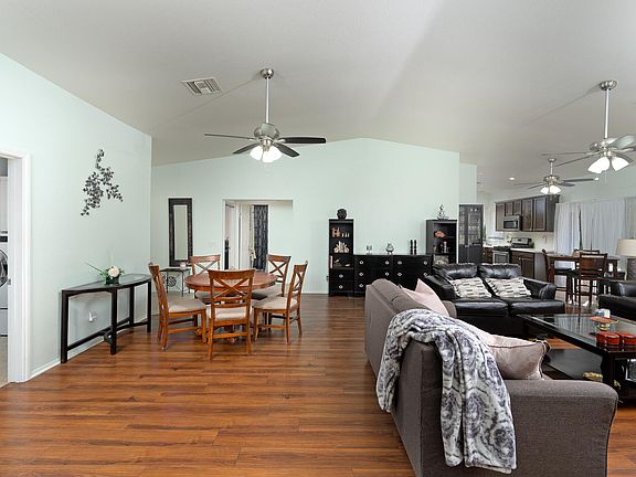2nd image of 65799 Estrella Ave