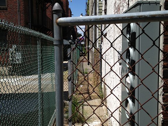 4th image of 5412 Chancellor St