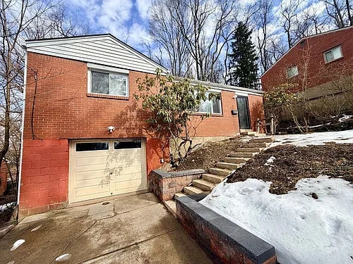 630 Dornbush St Photo 1