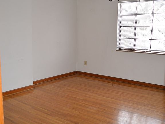 4th image of 1310 W 7th Ave