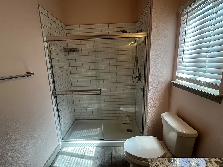317 Victoria St — Photo 13
