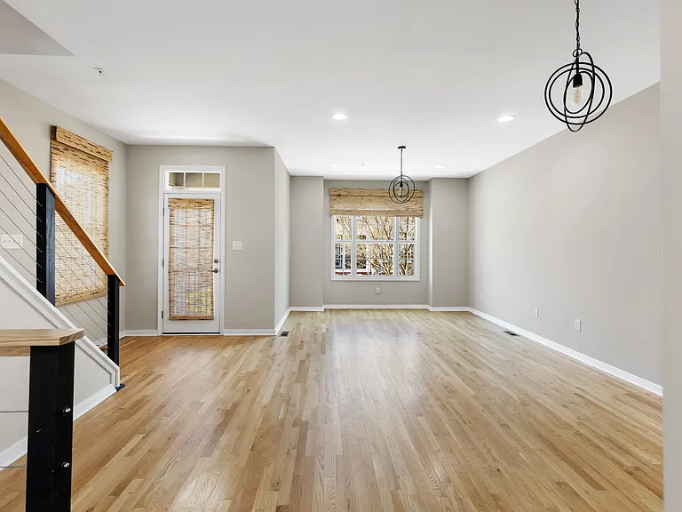 3953 Redbud Rd — Photo 21