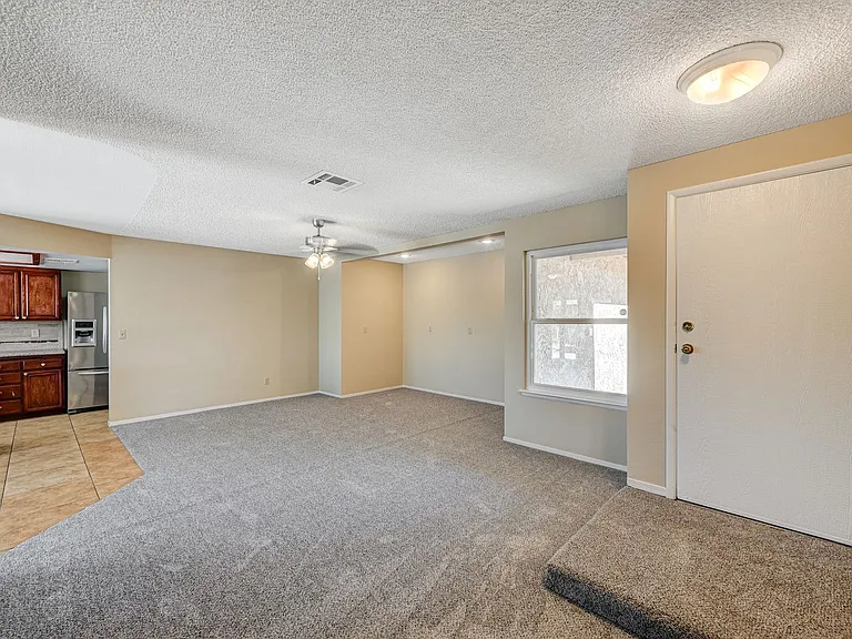 6813 Greydawn Dr — Photo 5