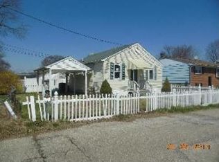 610 Holy Cross Rd, Baltimore, MD 21225