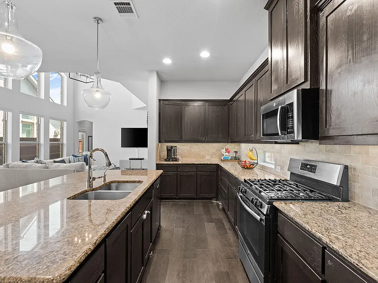1416 Huntsman Ridge Ln — Photo 11
