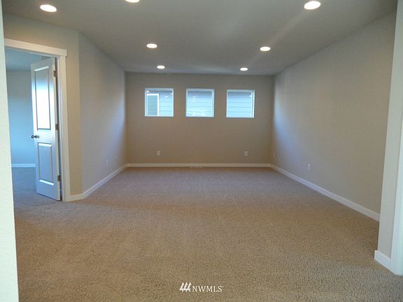5th image of 34215 SE Ash (526) Street