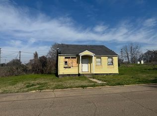 1809 3rd Ave S, Columbus, MS 39701