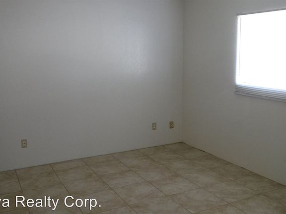 5th image of 2428 N Fontana Ave APT 02