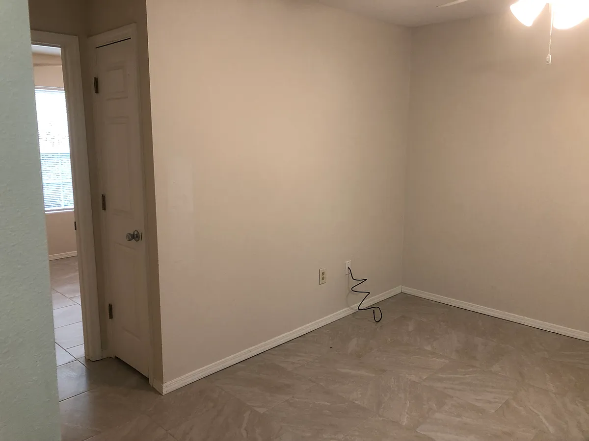 Building Photo - 970 N Oakland Ave #13