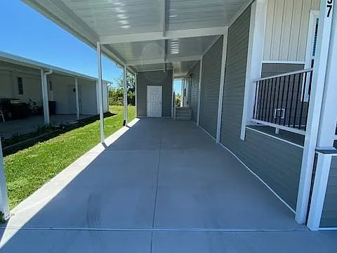 3 bed, 2.0 bath, 1460 sqft, $1,599 — Photo 4