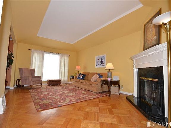 2nd image of 159 Meadowbrook Dr