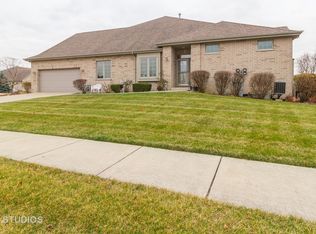 21768 London Bridge Dr, Mokena, IL 60448
