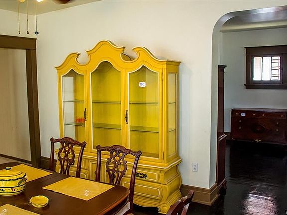 4th image of 333 Humboldt Pkwy #1