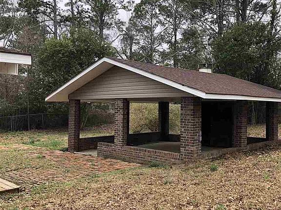 4th image of 2902 Evans Dr